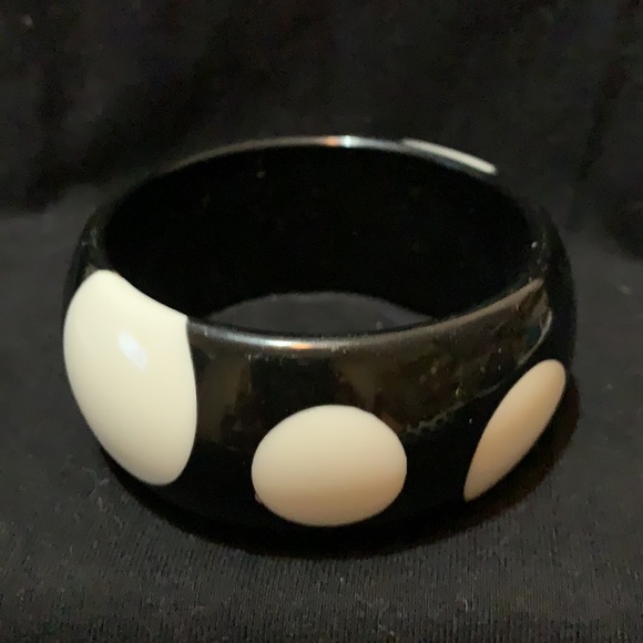 Black Bangle Collection - Picture 3 of 7